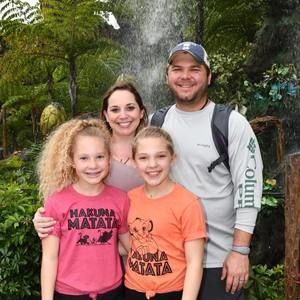 Meet your Posher, Thomas